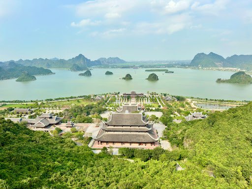 Chùa Tam Chúc – Tam Chuc Pagoda
