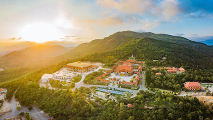 Chùa Ba Vàng – Ba Vang Pagoda